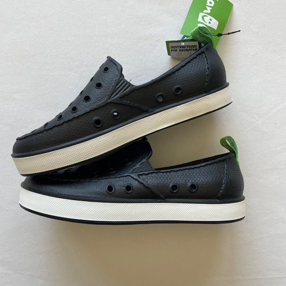 NEW Sanuk Lil Walker Black Water Shoes size 2 - Picture 9 of 10